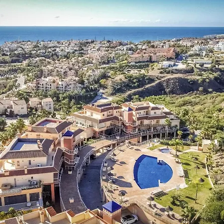 Vivi Homes - Olsson Pool, Terrace &